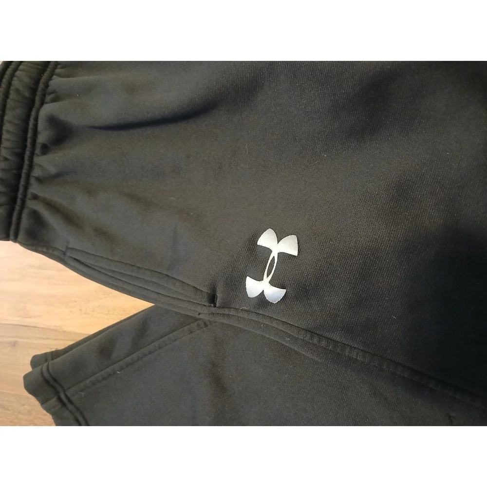 Under Armour Men's Medium Black Loose Fit Sweatpants Joggers 28